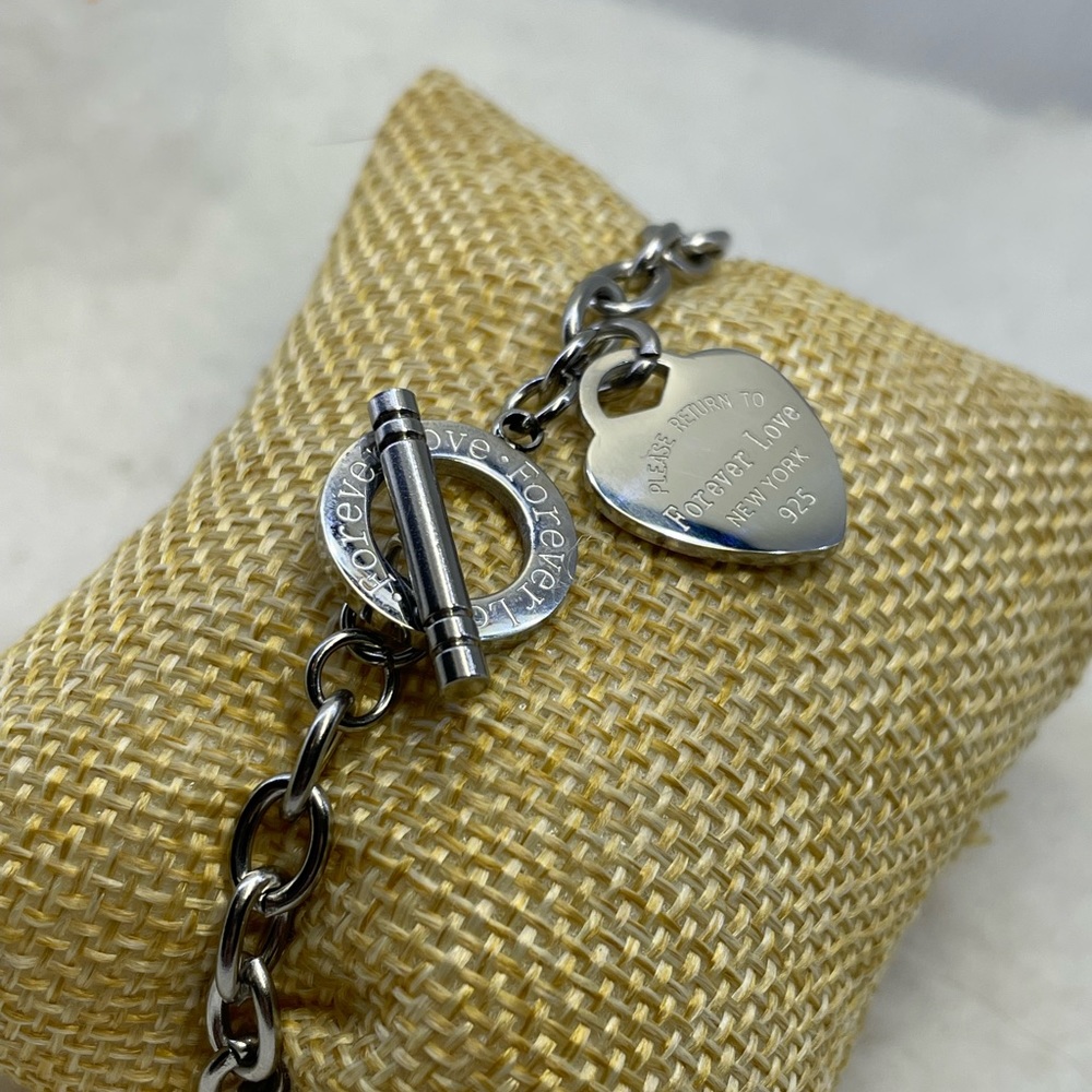 925 Forever Love New York heart toggle chain bracelet